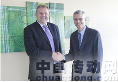Cognex COO Robert Willet和B&R總經(jīng)理 Han Wimmer開創(chuàng)了基于POWERLINK的合作。