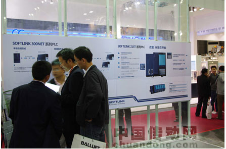 SOFTLINK300NETCPU集成多個通訊接口，使用更方便